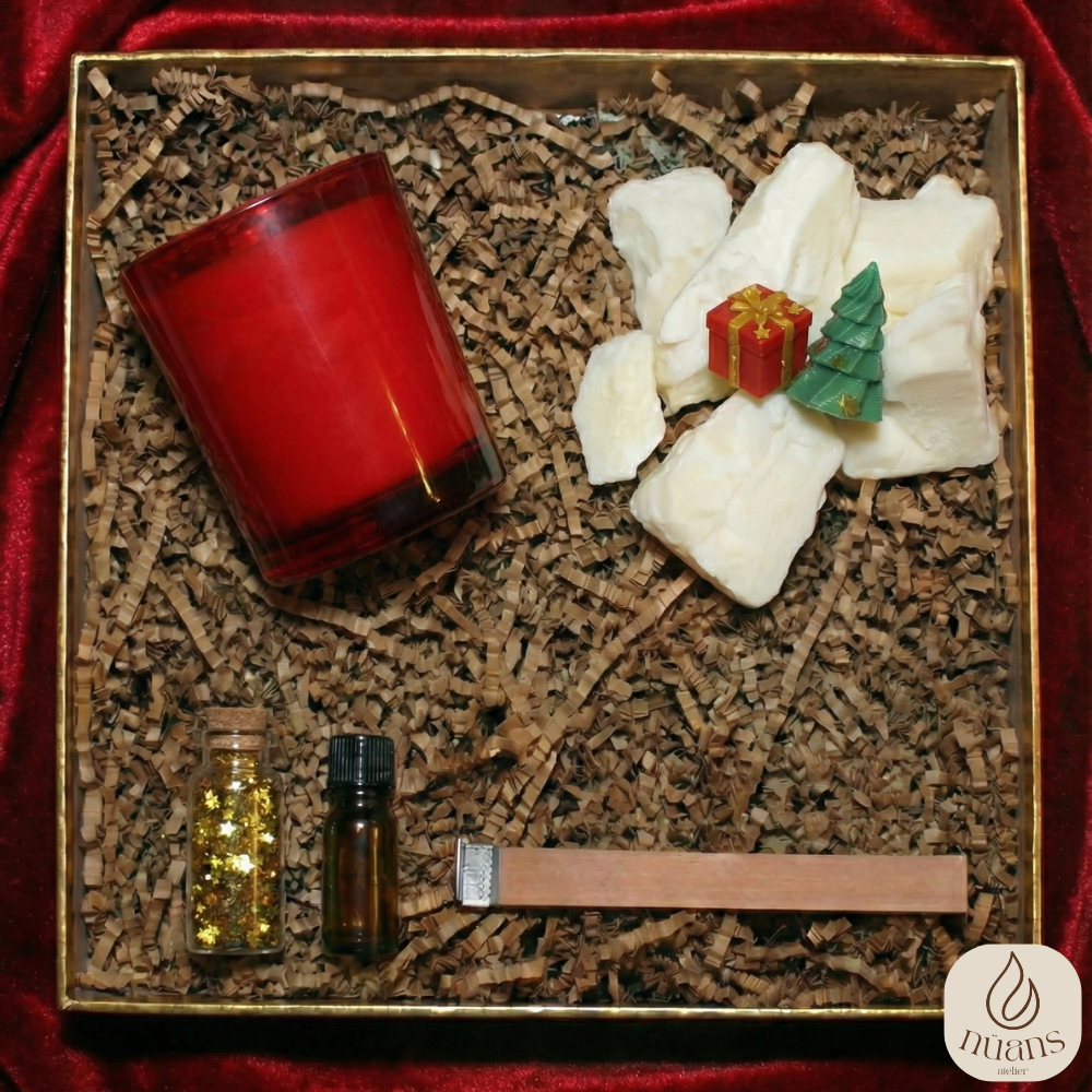 🎄 "Christmas Dream" Şömine Etkili Premium DIY Soya Mum Kiti | Pine & Red Berries Notalı